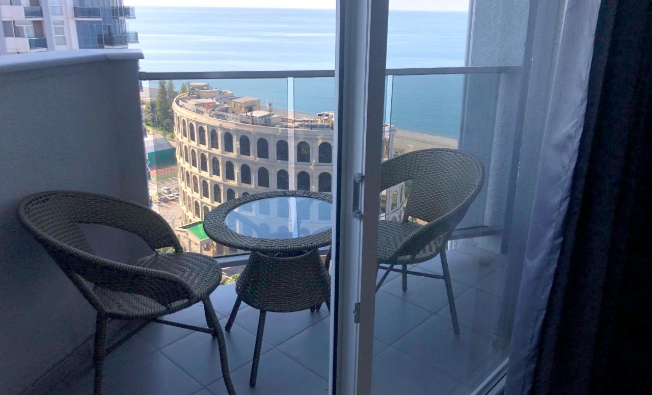 Black Sea Towers 巴统 外观 照片